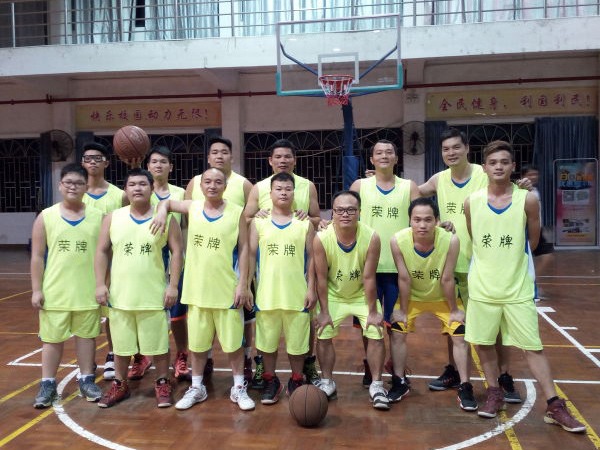 龙八long8玩家团队建设-篮球活动